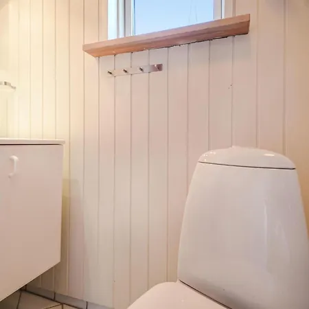 2 Bedroom In *