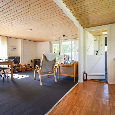 2 Bedroom In Holiday home Grenaa